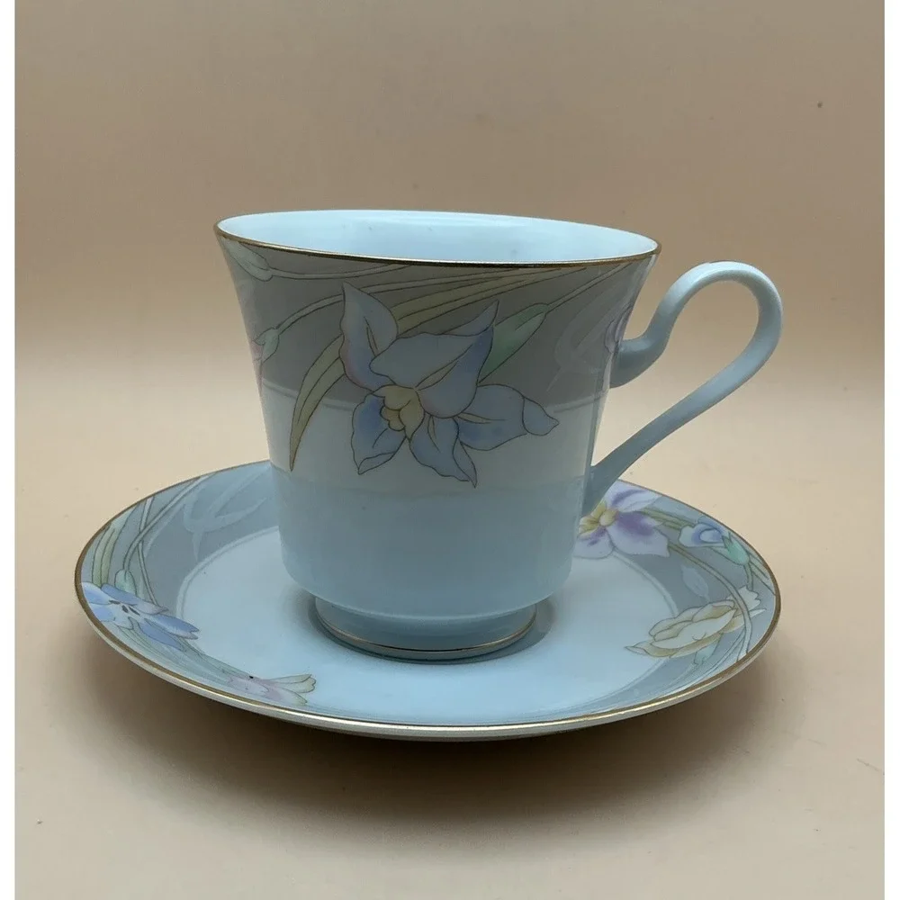 Mikasa Charisma Gray Cup Saucer Set Fine China Floral Gold Trim Vintage L9049
